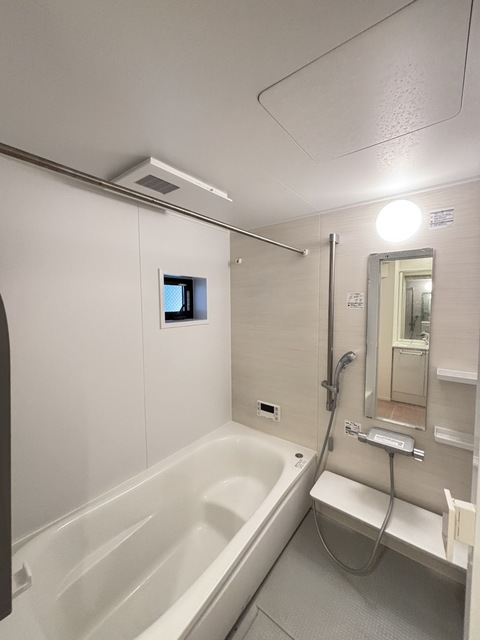 バス・シャワールーム