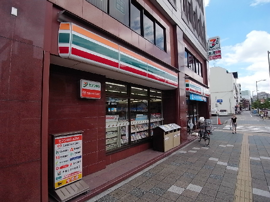 コンビニ　セブンイレブン 名古屋浅間町店（コンビニ）まで140m