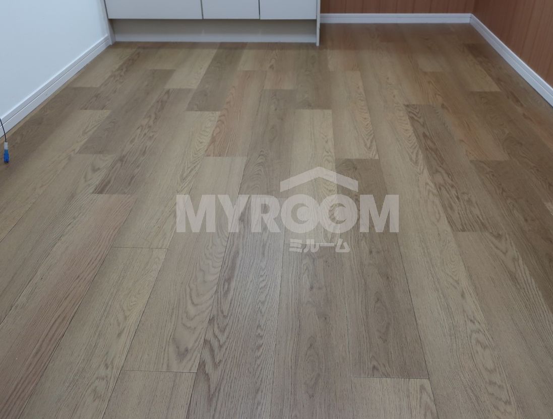 居室・リビング　フローリング（同一仕様写真）