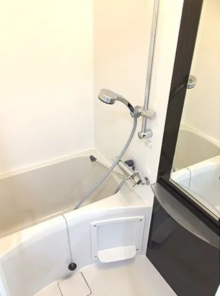 バス・シャワールーム　弊社は都内全域の物件が仲介手数料最大無料でご紹介可能です！