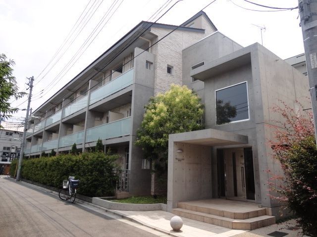 建物外観　★仙川駅徒歩４分・買い物・生活便利です★