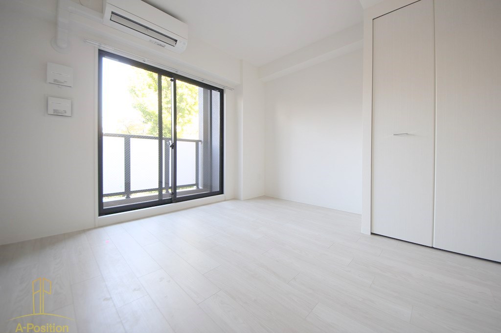 居室・リビング　アドバンス西梅田ビオス