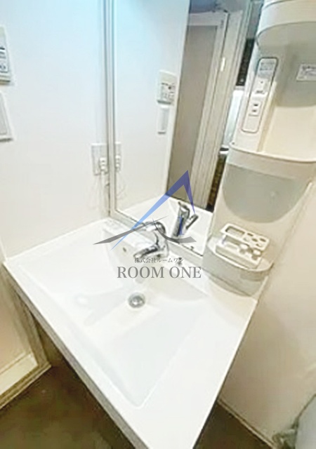 洗面設備　洗面台です。