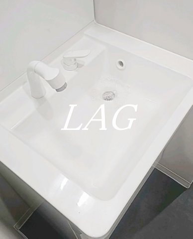 洗面設備　洗面台です。