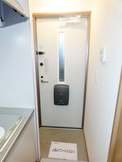 玄関　お部屋探しは株式会社　タウンハウジング　までお気軽にお問合…