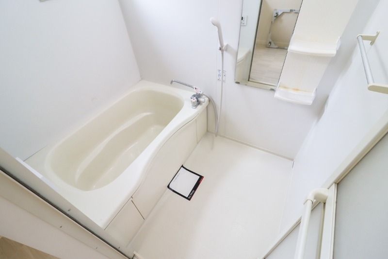 バス・シャワールーム　図面と現状に相違がある場合には現状を優先