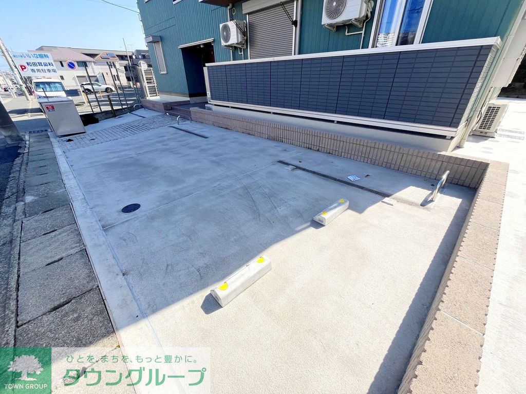 駐車場　駐車場