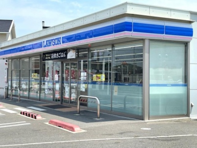 コンビニ　ローソン三葛店（コンビニ）まで1354m