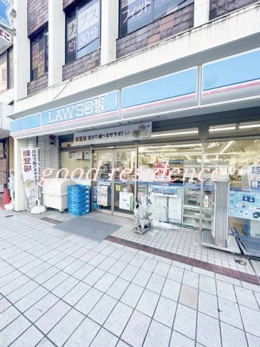 コンビニ　ローソン新城駅前店（コンビニ）まで120m