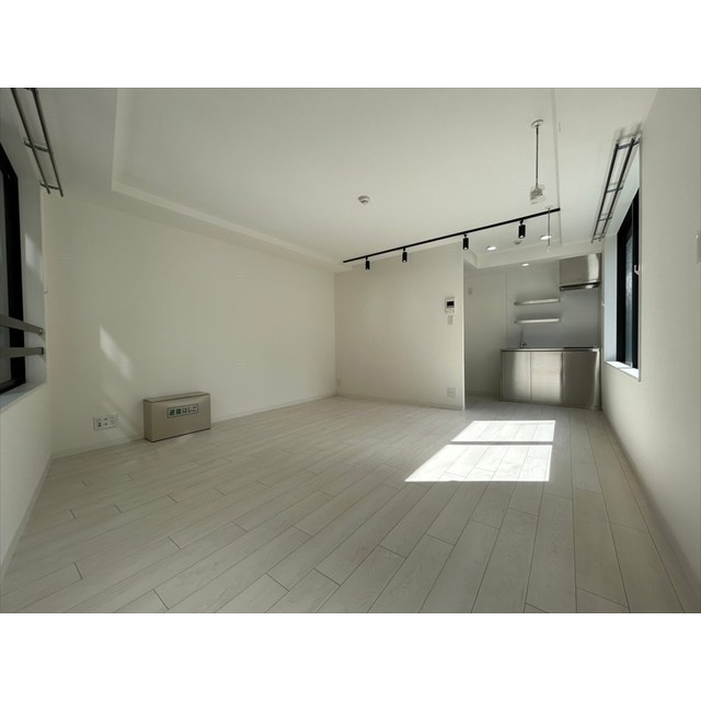 バス・シャワールーム　コンパクトで使いやすいお風呂です