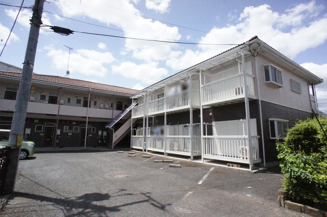 建物外観　駅近なので買い物・通勤便利です♪