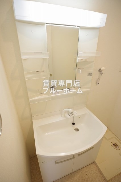 洗面設備　独立洗面台あります！