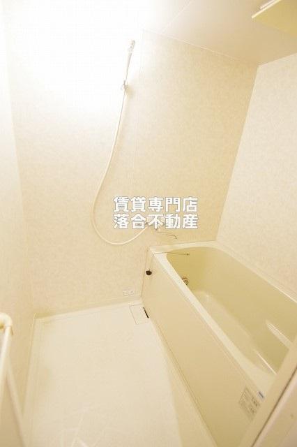 バス・シャワールーム　ゆったり過ごせるお風呂