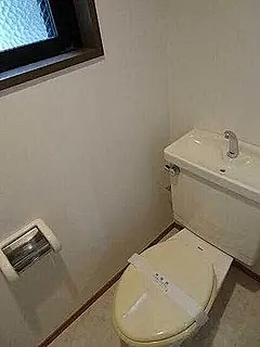 トイレ　別部屋参考写真