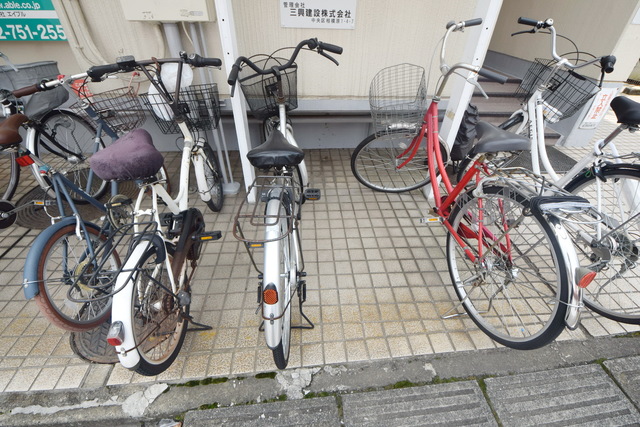 その他共有部分　～自転車置き場～