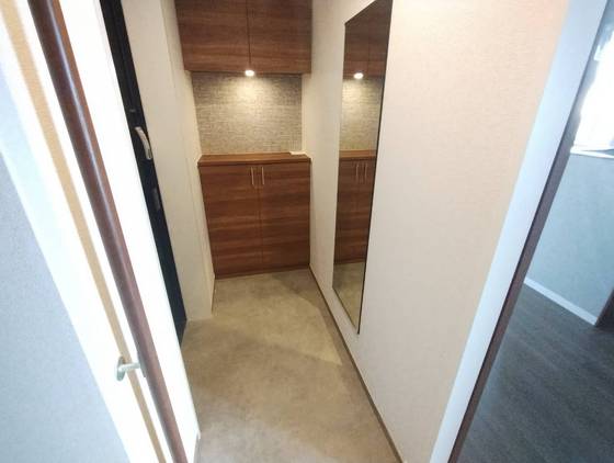 玄関　※別部屋の写真です