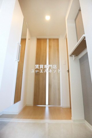 玄関　住まいの顔ともなる玄関