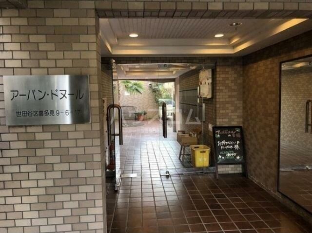ロビー