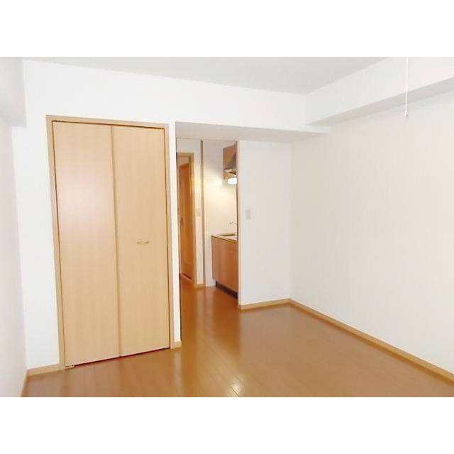 居室・リビング　広々としてお部屋です