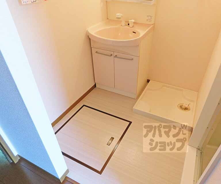 洗面設備　洗濯機はこちら～！