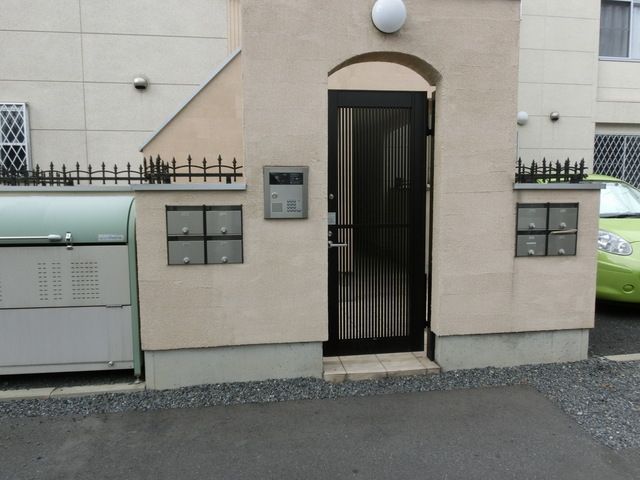 エントランス　★オシャレなエントランススペースです★