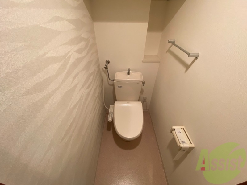 トイレ　トイレです。ウォシュレット付を探している方、おすすめです。