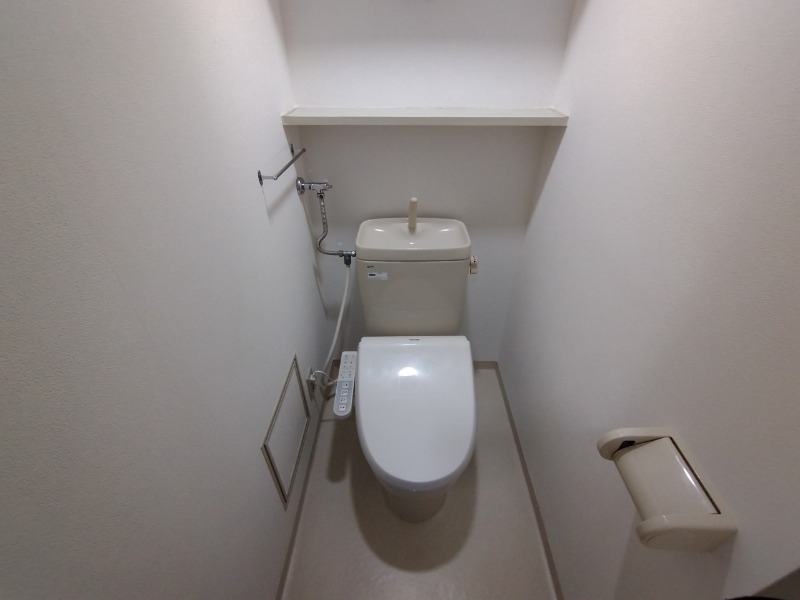 トイレ　シャワートイレ仕様です！今や欠かせません。