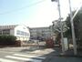 小学校　横須賀市立荻野小学校（小学校）まで907m