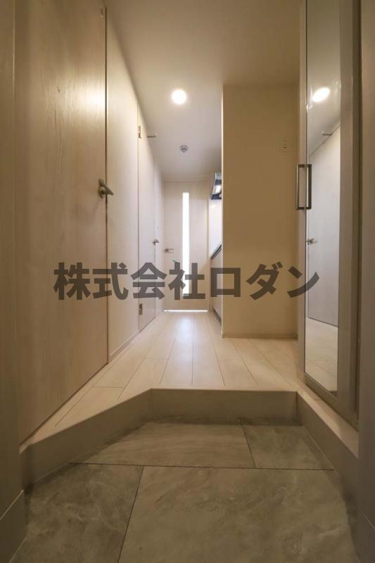 アイリスガーデンの玄関写真