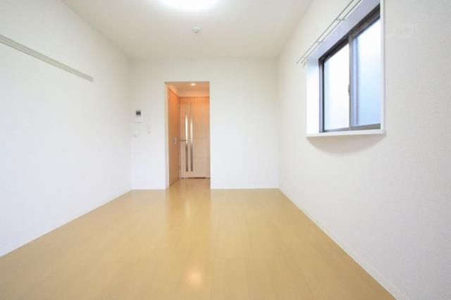 居室・リビング　レイアウト自由なお部屋です。