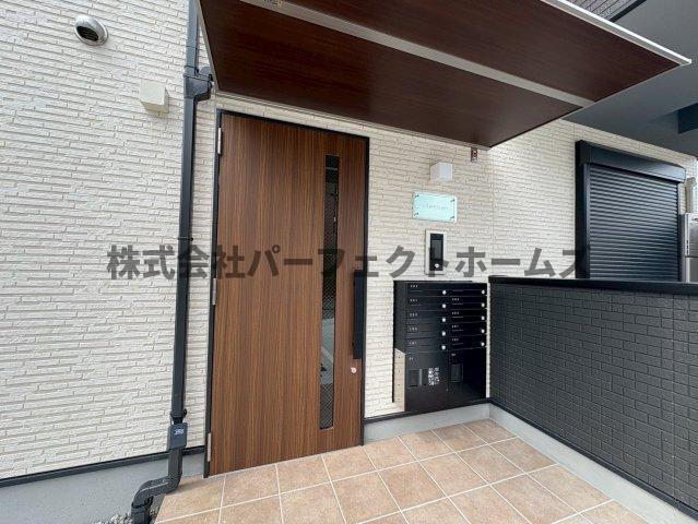 エントランス　清潔なエントランスです