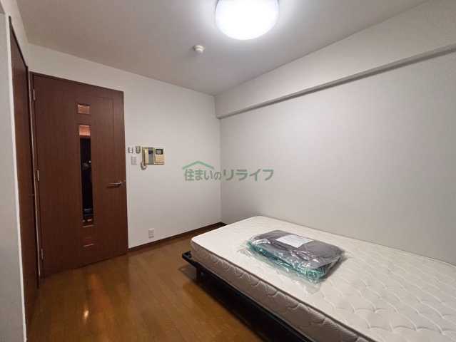 京王新線 初台駅 徒歩5分 8階建 築22年の内装写真