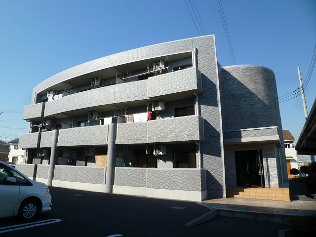 建物外観　お部屋探しはレーベンハウス北上尾店まで！