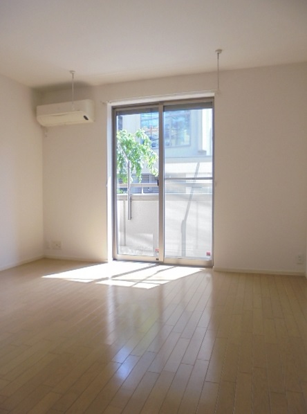 居室・リビング　洋室8.2帖のお部屋です。