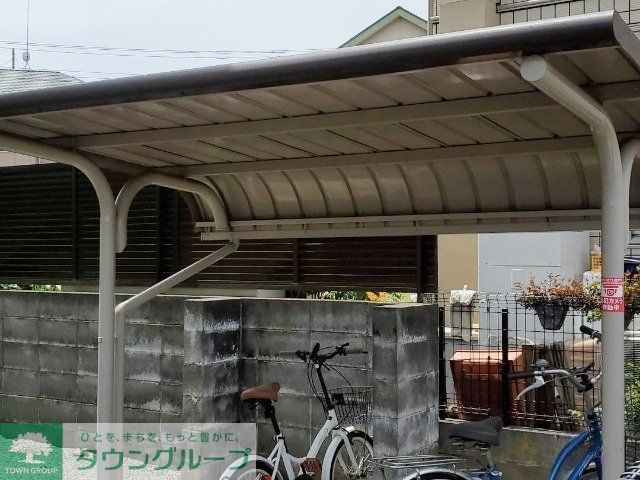 駐車場　駐輪場