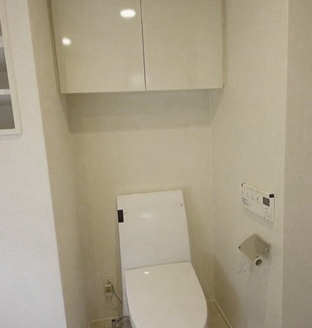 トイレ　別部屋同仕様