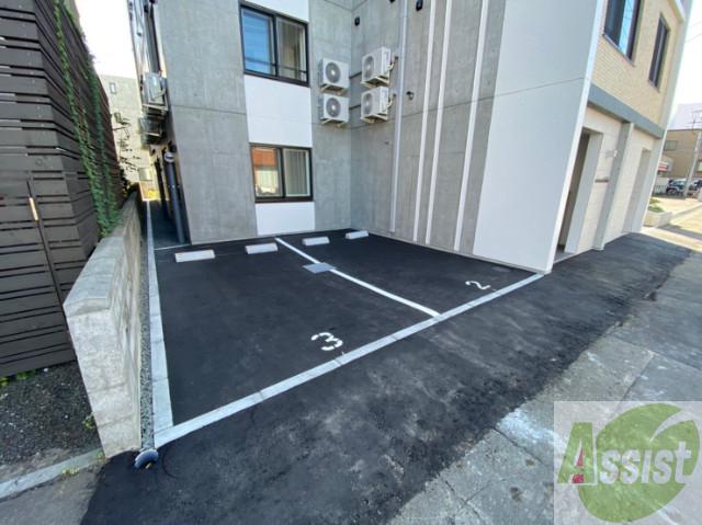 駐車場　駐輪場