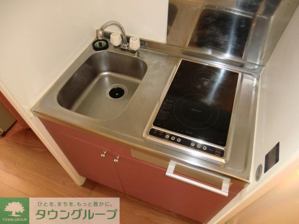 キッチン　同タイプ物件の為、形状や間取寸法、色調等が実際とは異なります