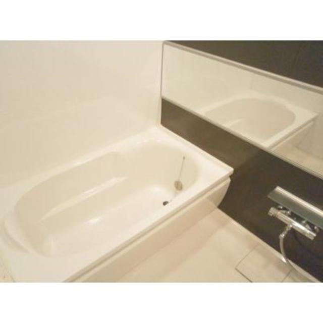 バス・シャワールーム　※写真は同タイプ住戸です。