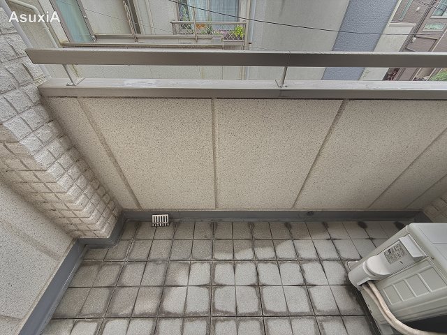 バルコニー　別タイプのお部屋の写真です