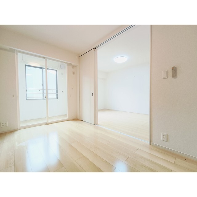 その他部屋・スペース　南側　５帖　洋室