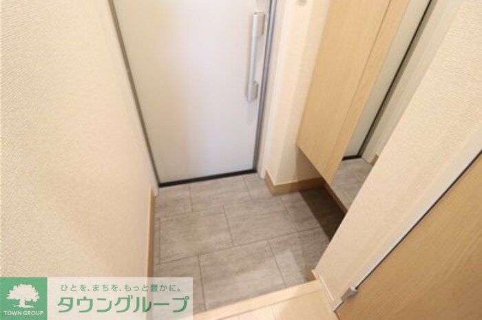 玄関　トリシアシリーズ同施工参照　現状優先