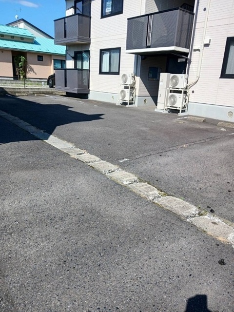 駐車場　セジュールコンフォール　駐車場