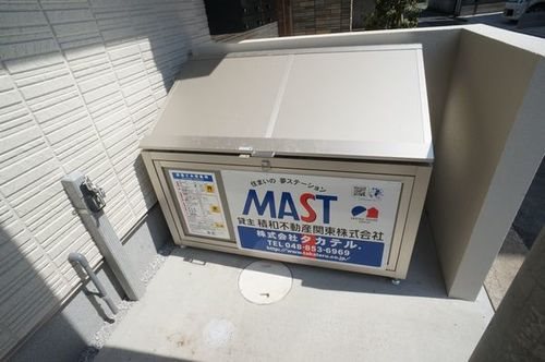 その他設備　敷地内ゴミストッカー