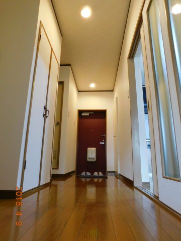 フィオーリ朝日町の玄関写真