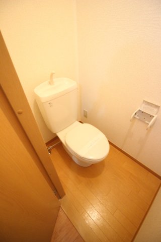 トイレ　フルール・Ｆ　豊島区東池袋2