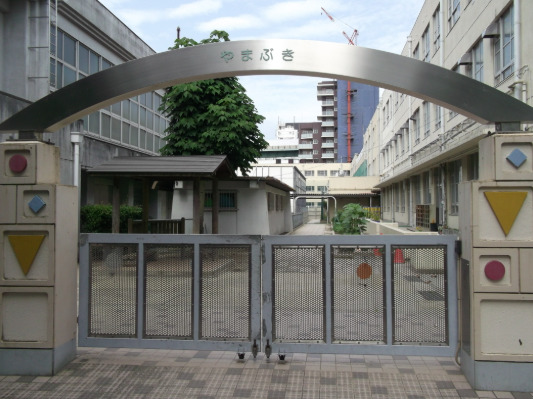 地下鉄桜通線 久屋大通駅 徒歩4分 15階建 築25年の周辺写真