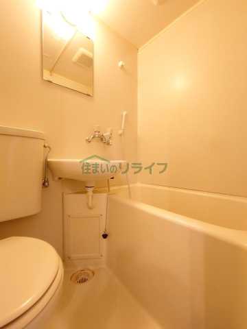 バス・シャワールーム　別部屋参考写真