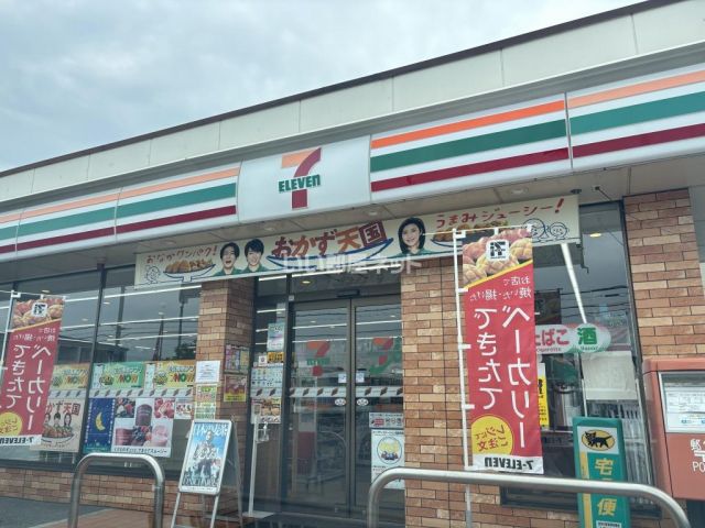 コンビニ　セブンイレブン 加東上滝野店（コンビニ）まで588m
