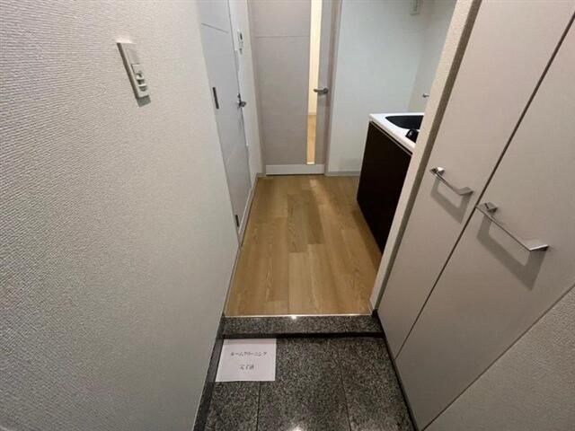 メインステージ三田アーバンスクエアの玄関写真